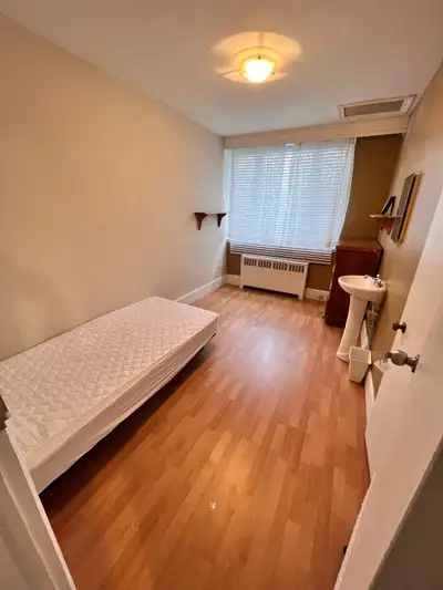 Disponible dès novembre 2025 ! Location à long terme uniquement (12 mois et +) Caractéristiques de l...