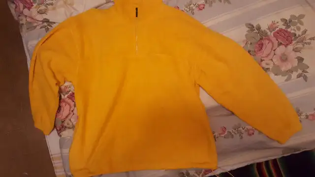 NEW Ti-Cat Yellow XL fleece pullover (reg $60)628632796908811211