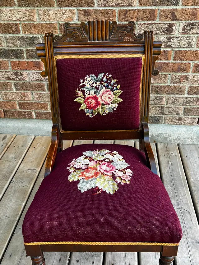 Antique Victorian Eastlake Walnut Accent Chair* (Orleans) in Chairs & Recliners in Ottawa - Image 7