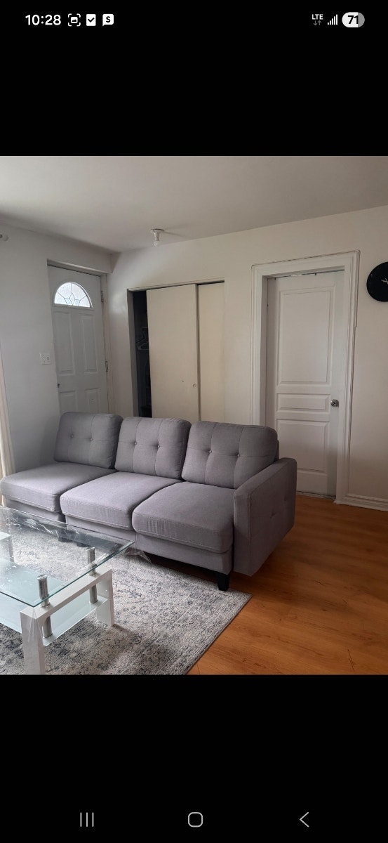 Chomedy,Laval  à louer3 1/2 for Rent Available October 1st — photo 2