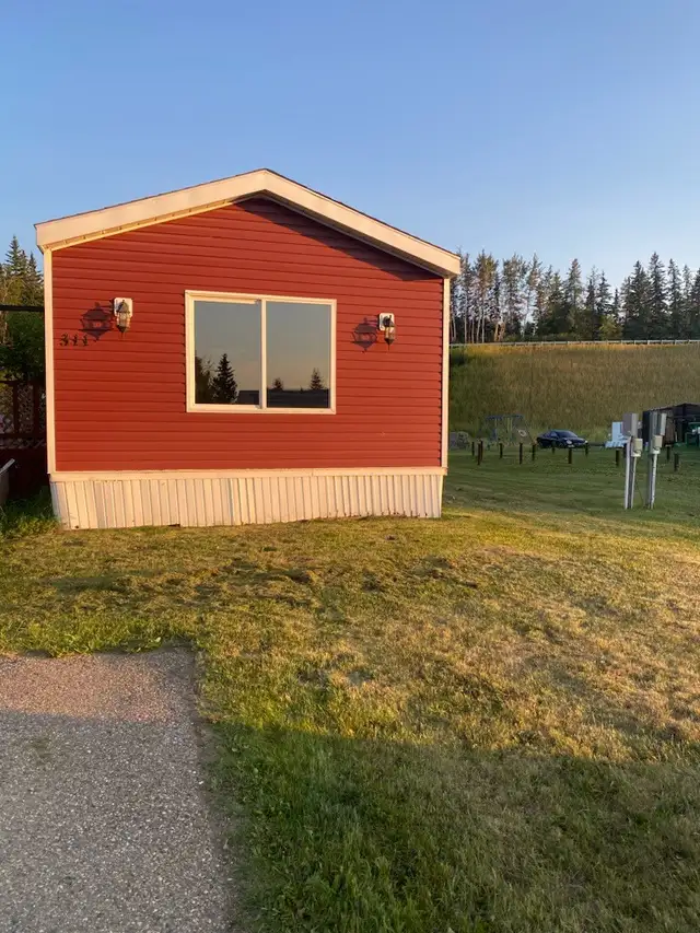 MANNING - 2 Bedroom Available Immediately