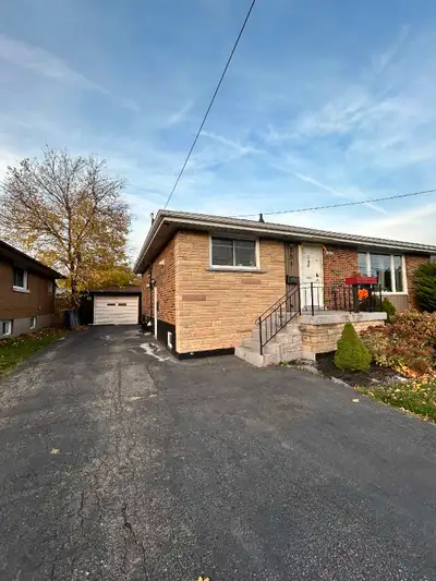 3 bedroom basement for rent in Hamilton Mountain