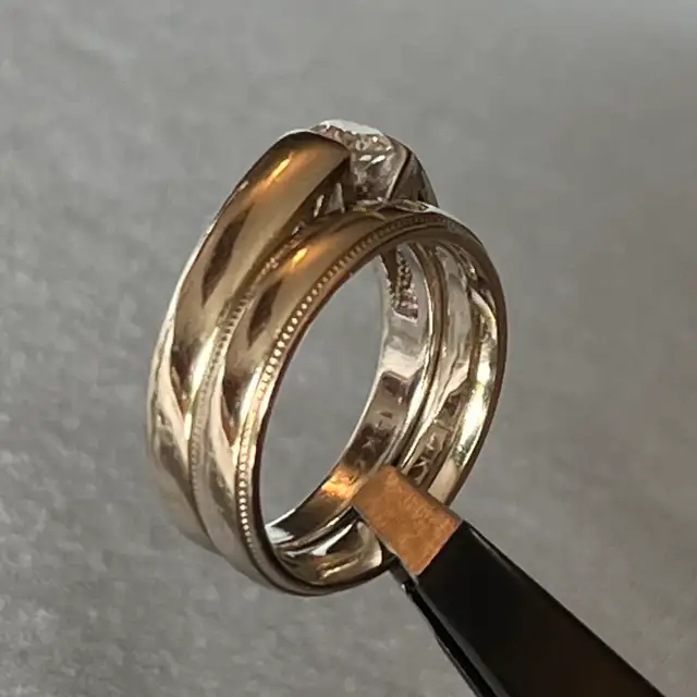 14K White Gold Diamond Wedding Set.  Size 5 ½. in Jewellery & Watches in Edmonton - Image 3