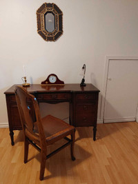 Antiquité meubles: Pupitre / bureau ( bois ) + chaise ( chêne )