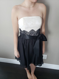 Size S Black and White Semi-Formal Dress