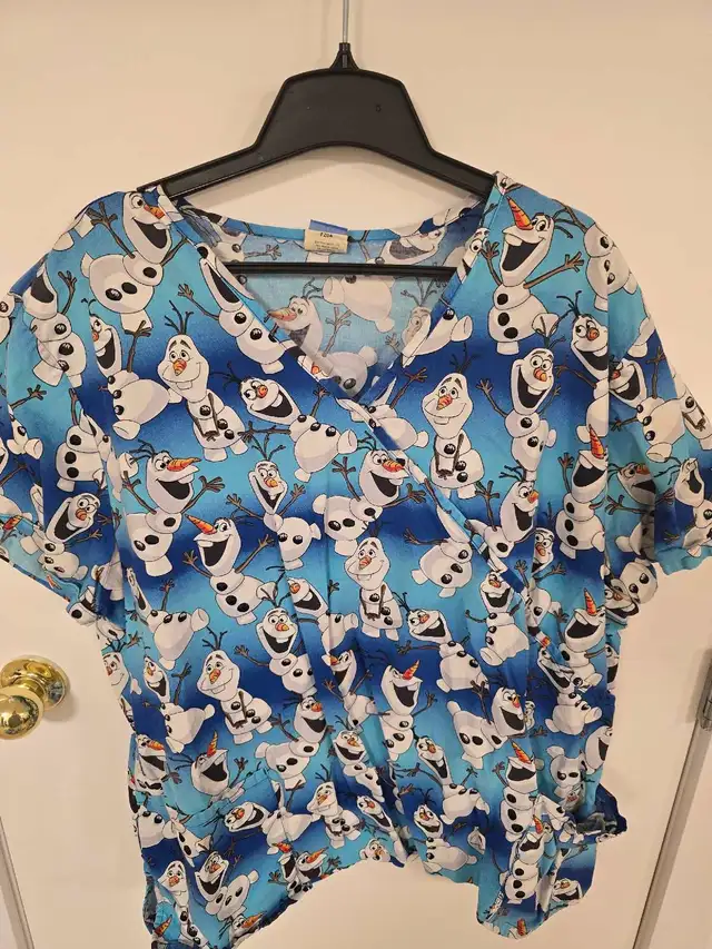 women's 3XL scrub top lot in Women's - Tops & Outerwear in Lethbridge - Image 11