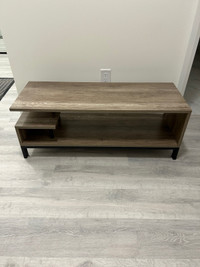 Tv stand / media console