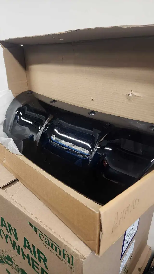 2023 Range Rover sport rear tow cover in Auto Body Parts in Ottawa - Image 2