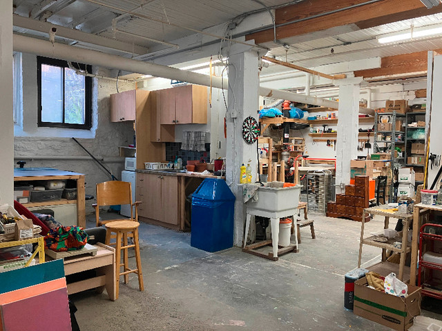 Atelier d'artiste dans une coopérative dans Espaces commerciaux et bureaux à louer  à Ville de Montréal - Image 3