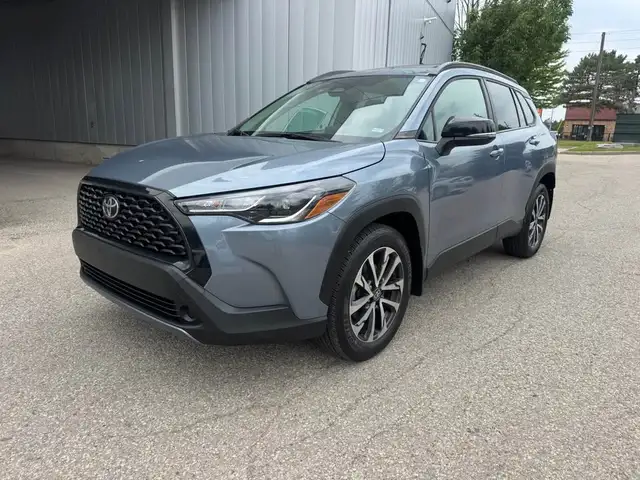 2025 TOYOTA COROLLA CROSS AWD/CERTIFIED/20888 KM