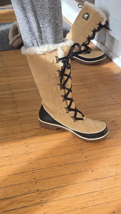 Sorel winter boots, View more