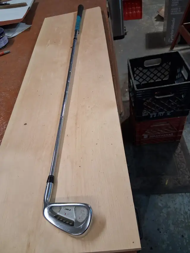 Ensemble de fers de golf TaylorMade golf irons in Golf in Gatineau - Image 4