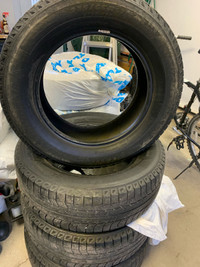 4 pneus d’hiver Michelin 235/65/r17