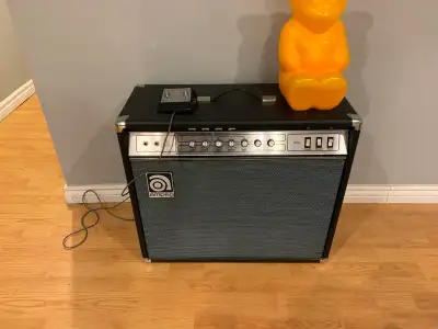1976 Ampeg VT-22 Amplifier, View more