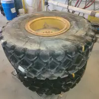 CAT WHEEL LOADER RIMS AND TIRES