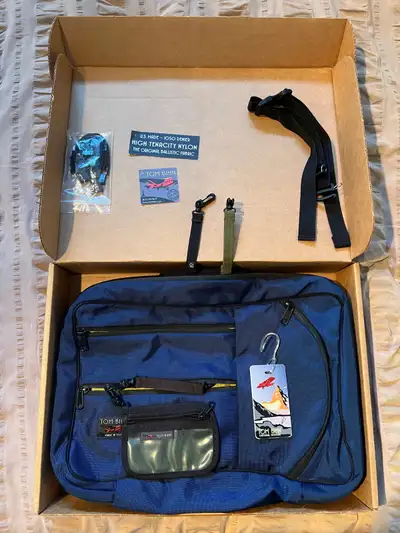 Tom Bihn Western Flyer, View more
