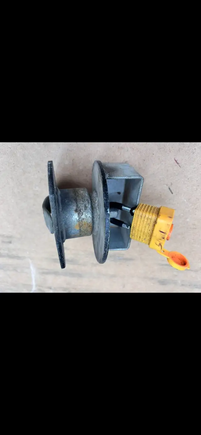 Trailer Hitch Coupler Lock