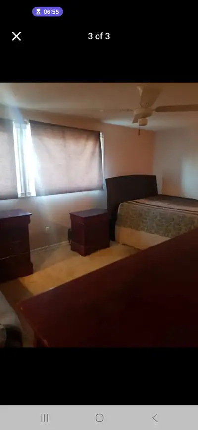 Large master room with personal washroom. Laundry and parking avaliable. Shared kitchen. 20 minutes...