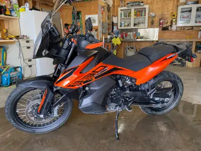 2022 KTM 890 Adventure 6100 km. Never taken off road and never dropped. Showroom condition, professi...