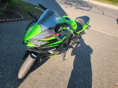 - Custom added winglet and front winglet - Yoshimura exhaust (have original also) - Adjustable wing...