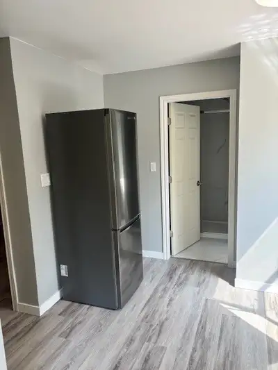$1,845 + 50% hydro. Water, garbage/recycling included. BASED ON TWO PEOPLE OCUPANCY: One-bedroom low...