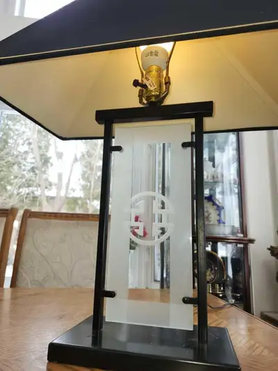 Modern style 26" tall Chinese table Lamp with black metal frame, View more