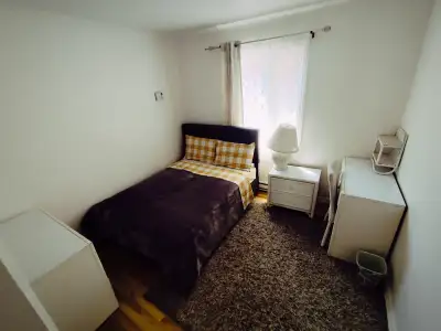 Chambre meublée, nuit / location courte, Montreal