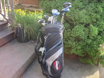 Women's Left Hand 12-pc. Golf Set (Paradise Big Island) & Bag, View more