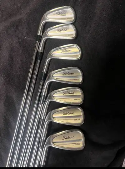 Titleist CB 714 Irons Left Hand 4 iron to pitching wedge Stiff Xp95 shafts 4 iron Elevate Shaft Stif...