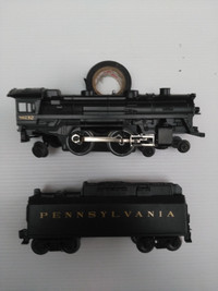 Lionel 4-4-2 Steam locomotive tender and cars