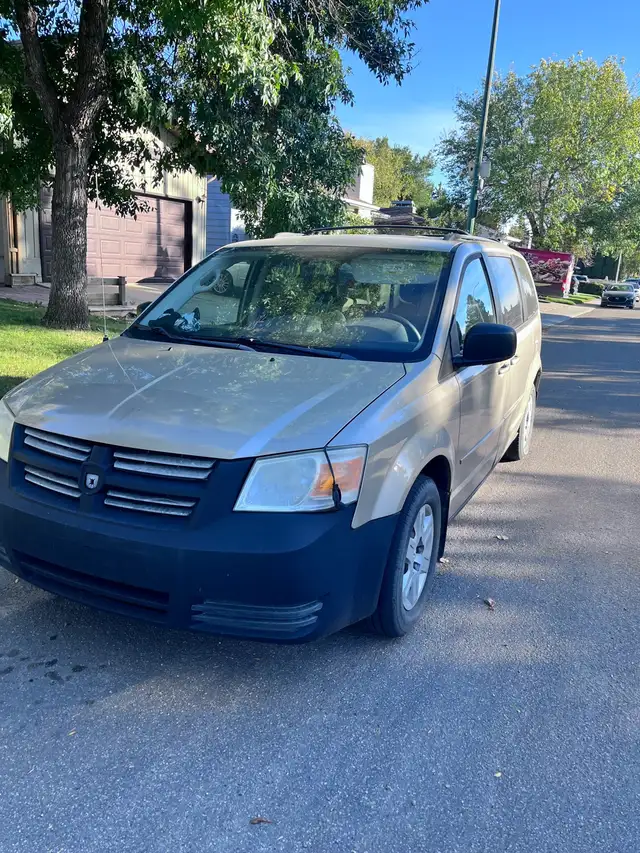 Dodge Caravan577858242725160961