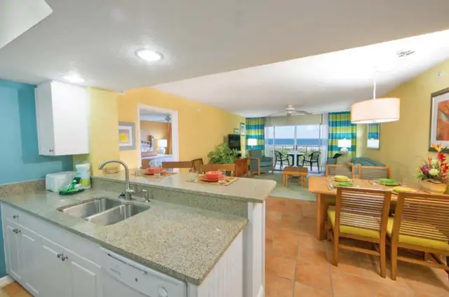 Oceanfront 2 bedroom Cape Canaveral in Florida in Canada - Image 8