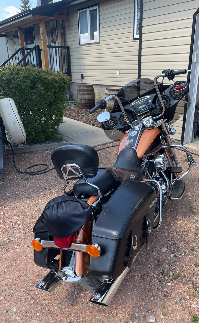 Harley Road King  in Touring in Red Deer - Image 5