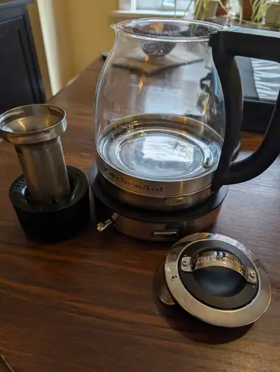 KitchenAid Household Kettle Variable settings Tea Infuser Works great, in pristine condition. PICK U...
