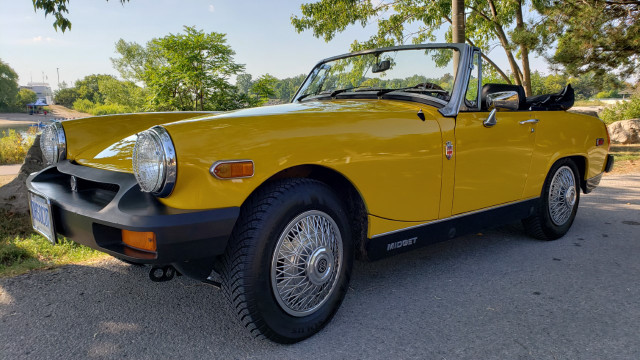 1979 MG Yellow Convertible - WOW! in Cars & Trucks in Mississauga / Peel Region - Image 3