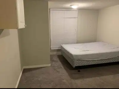 Room available for Rent at Dalhousie crescent, Oshawa from July 01 2026. Just a minute away from Dur...