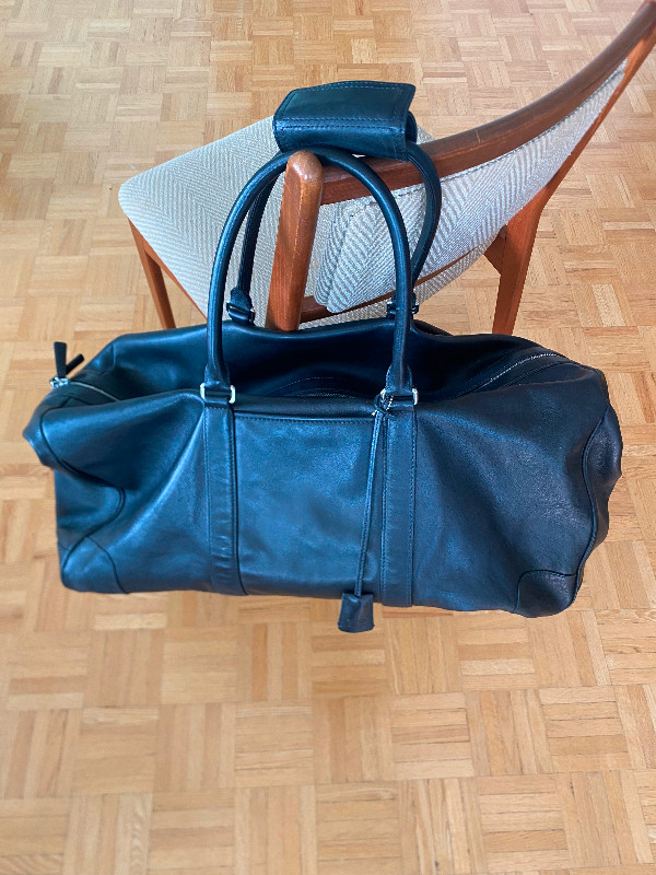 Vintage Coach Duffel Bag in Women's - Bags & Wallets in Ottawa - Image 2