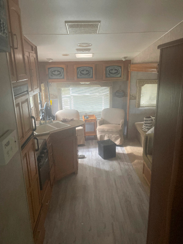 Terry Dakota 5th Wheel in Travel Trailers & Campers in Owen Sound - Image 4