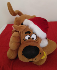Scooby-Doo Santa,Talks & Sings, tail moves