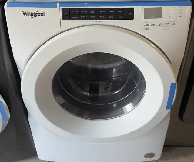 27” WHIRLPOOL WASHER & DRYER ELECTRIC FRONT LOAD STACKABLE  in Washers & Dryers in City of Toronto - Image 2