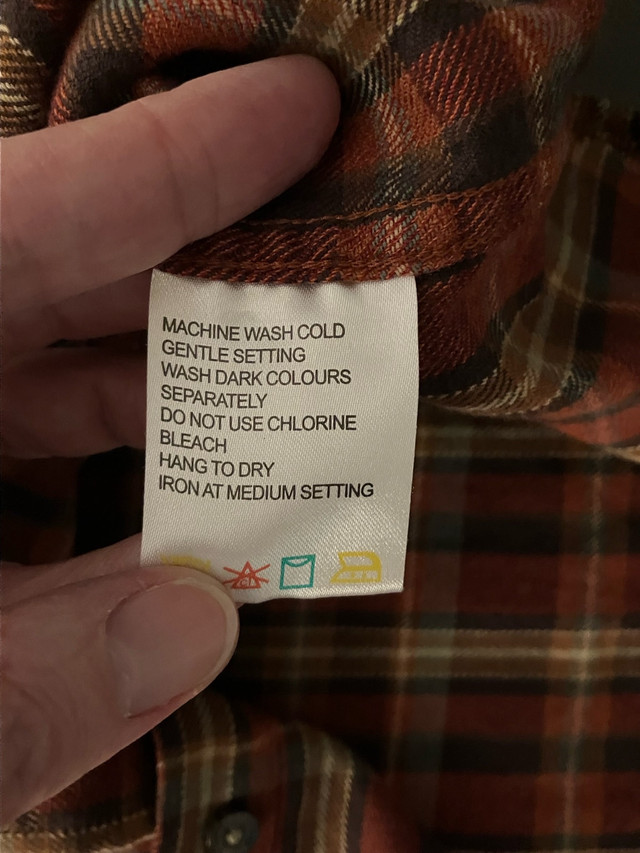 Haggar Flannel Plaid Button Up Shirt in Men's in Winnipeg - Image 4