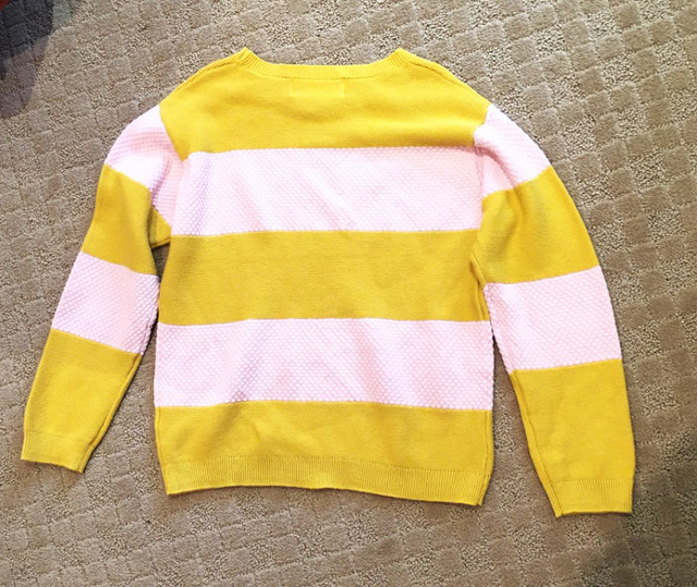 H&M Pink With Mustard Blocks Sweater Sz 6-8 in Kids & Youth in City of Toronto - Image 3