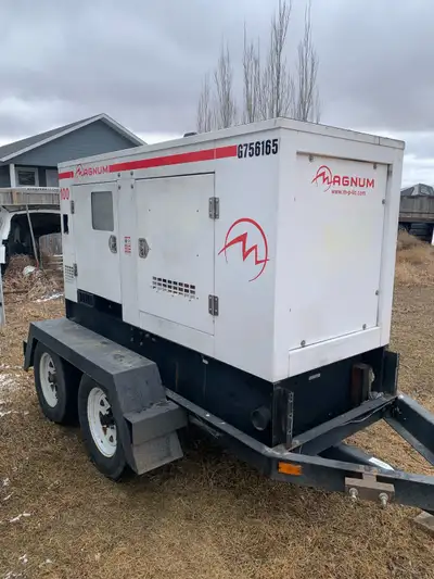 Nice unit Cummins power Lights, brakes, bearings all good 4zero3 36zero 4995