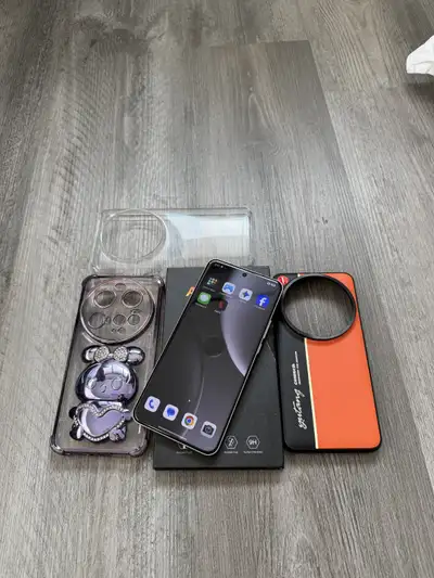 Black Xiaomi 15 Ultra 512GB Global - Case & Screen Protector, View more