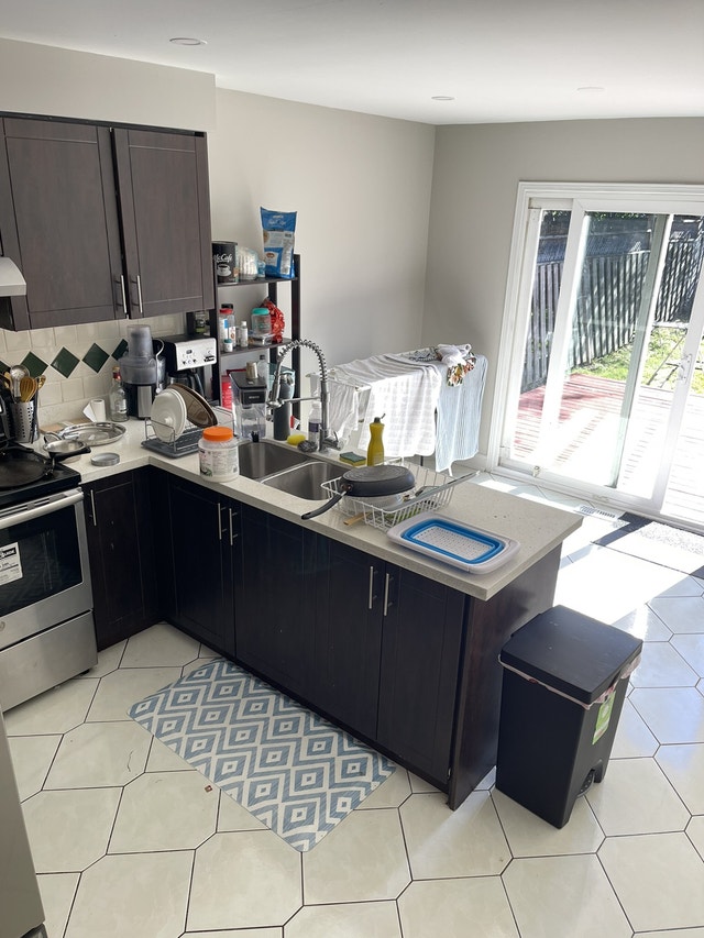 Room for rent in Brampton! Female only. Room Rentals & Roommates