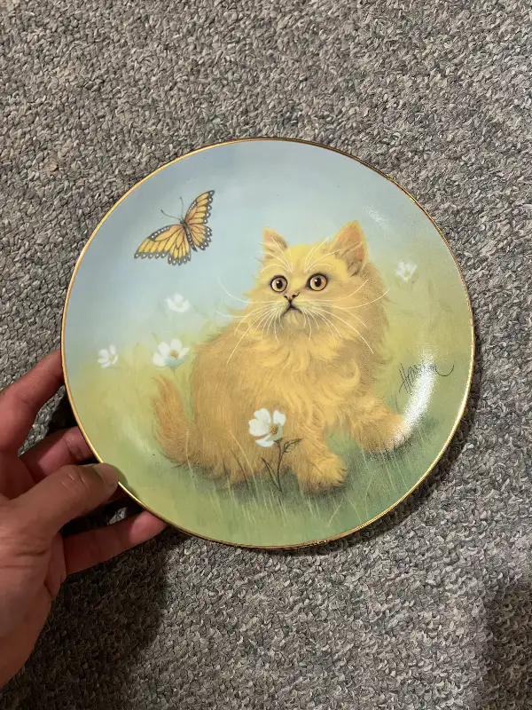 4 plates about cats in Arts & Collectibles in City of Toronto - Image 3