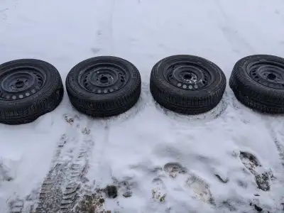 Bought used for my vw but they didn't fit as they are for a Honda. 195/65R15 bolt pattern is 114.3 a...