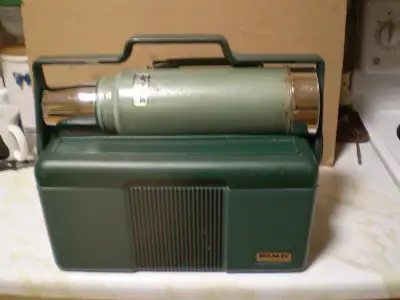 NO TEXT. LANDLINE ONLY. Used Insulated lunchbox combos in good condition. Made in USA. Stainless ste...