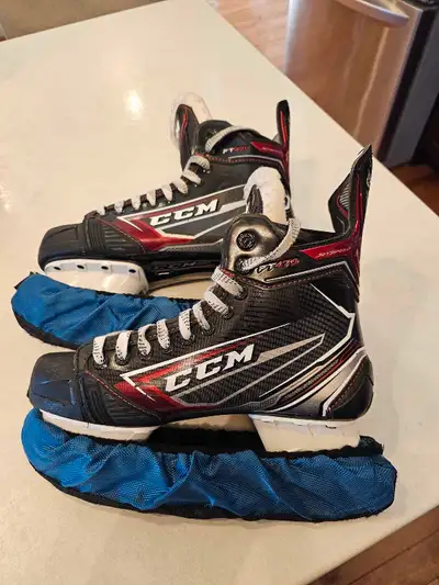 CCM skates. Size 8., View more