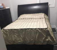 Bedspread - Queen Size - NEW